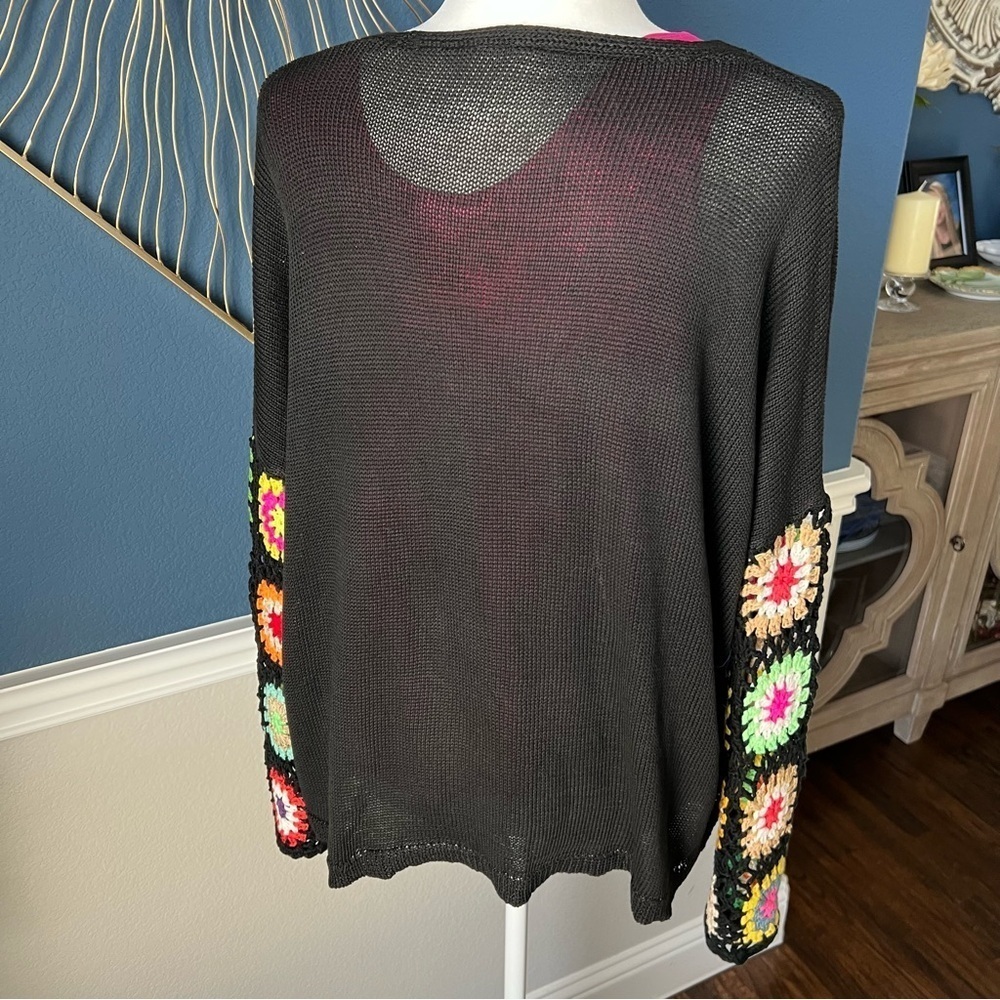 NWOT Colorful Crochet Sleeve Women's Sweater -Size Large - Picture 5 of 6